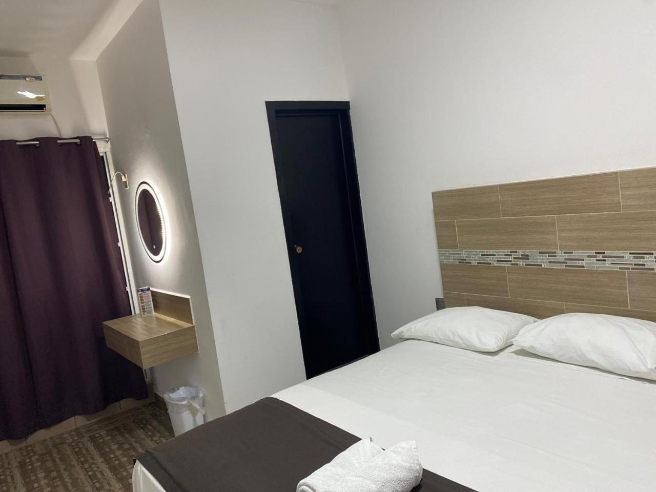 Don Celes Hotell Paraíso Exteriör bild